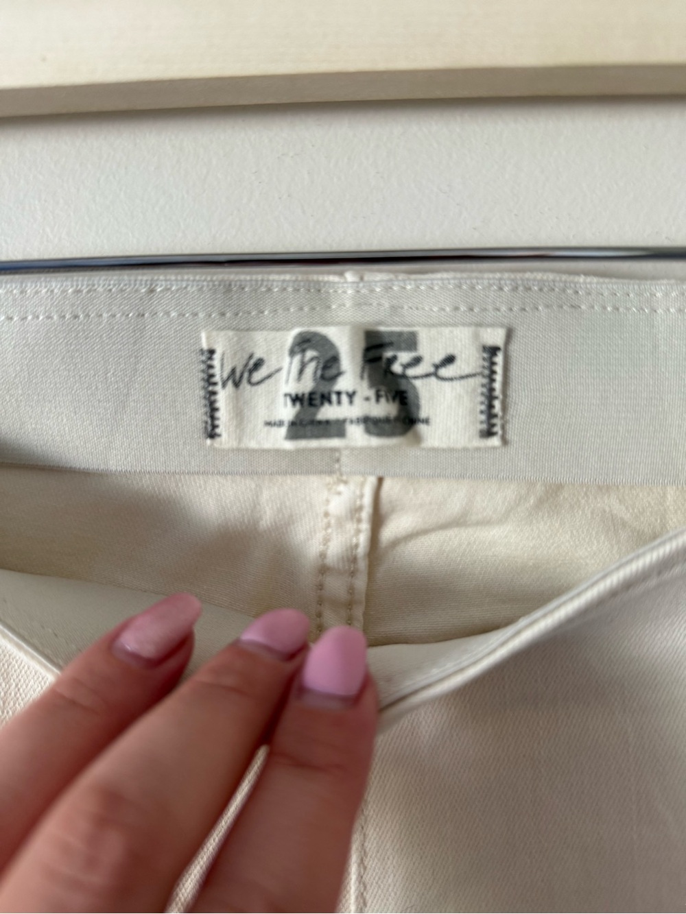 327 WE THE FREE PENNY PULL ON FLARE JEAN - Picture 4 of 6